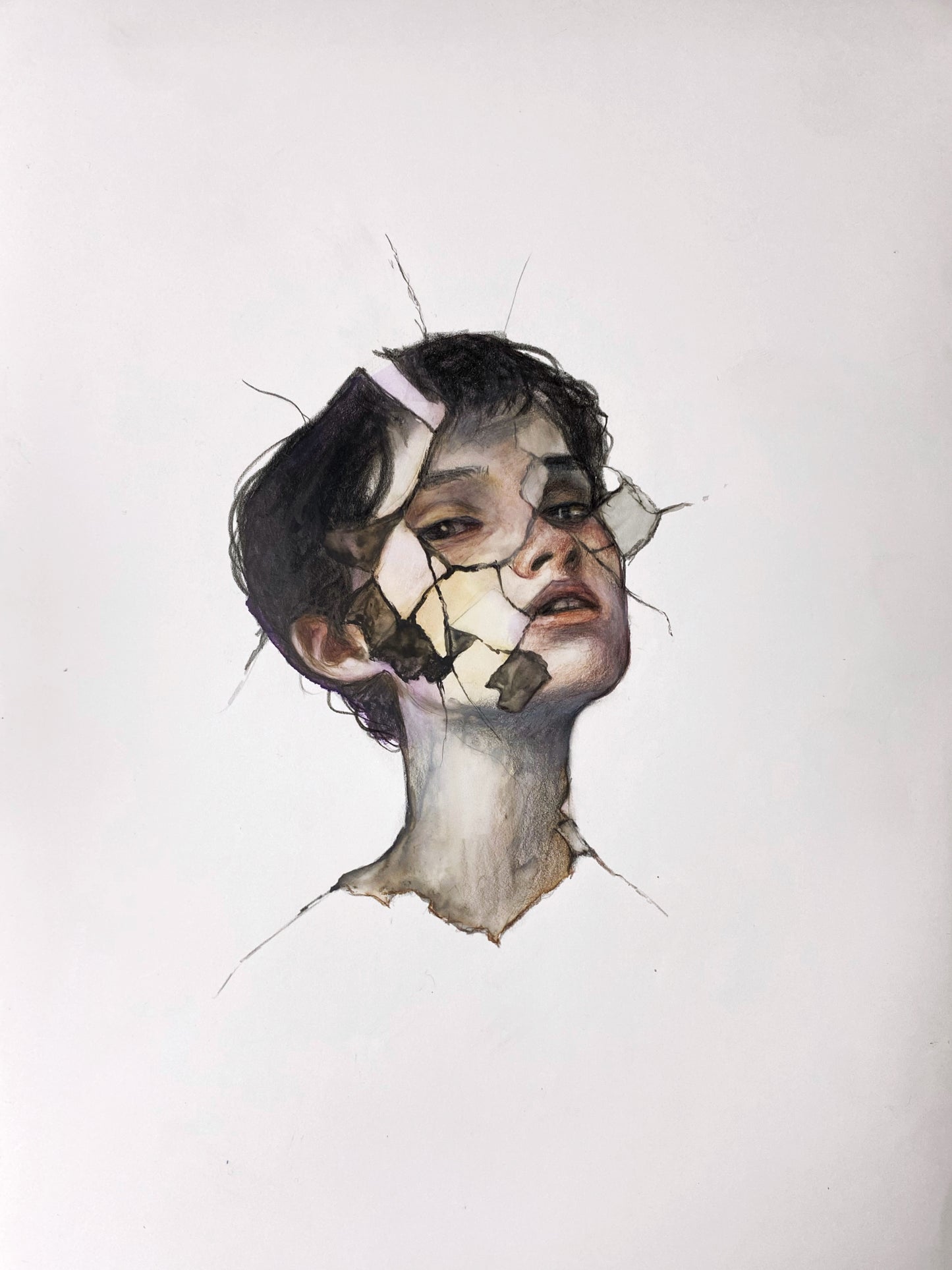 Broken portrait #7 gerahmt im Passepartout